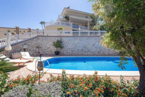 Luxury Villa - Casa Bosqueverde